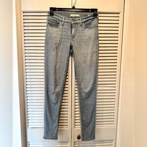 Levi’s 711 skinny jeans